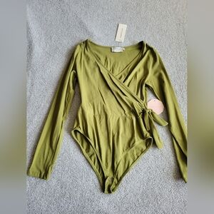 B2G1 3/$20 Modcloth Little Mistress Olive Green Bodysuit Size 8
